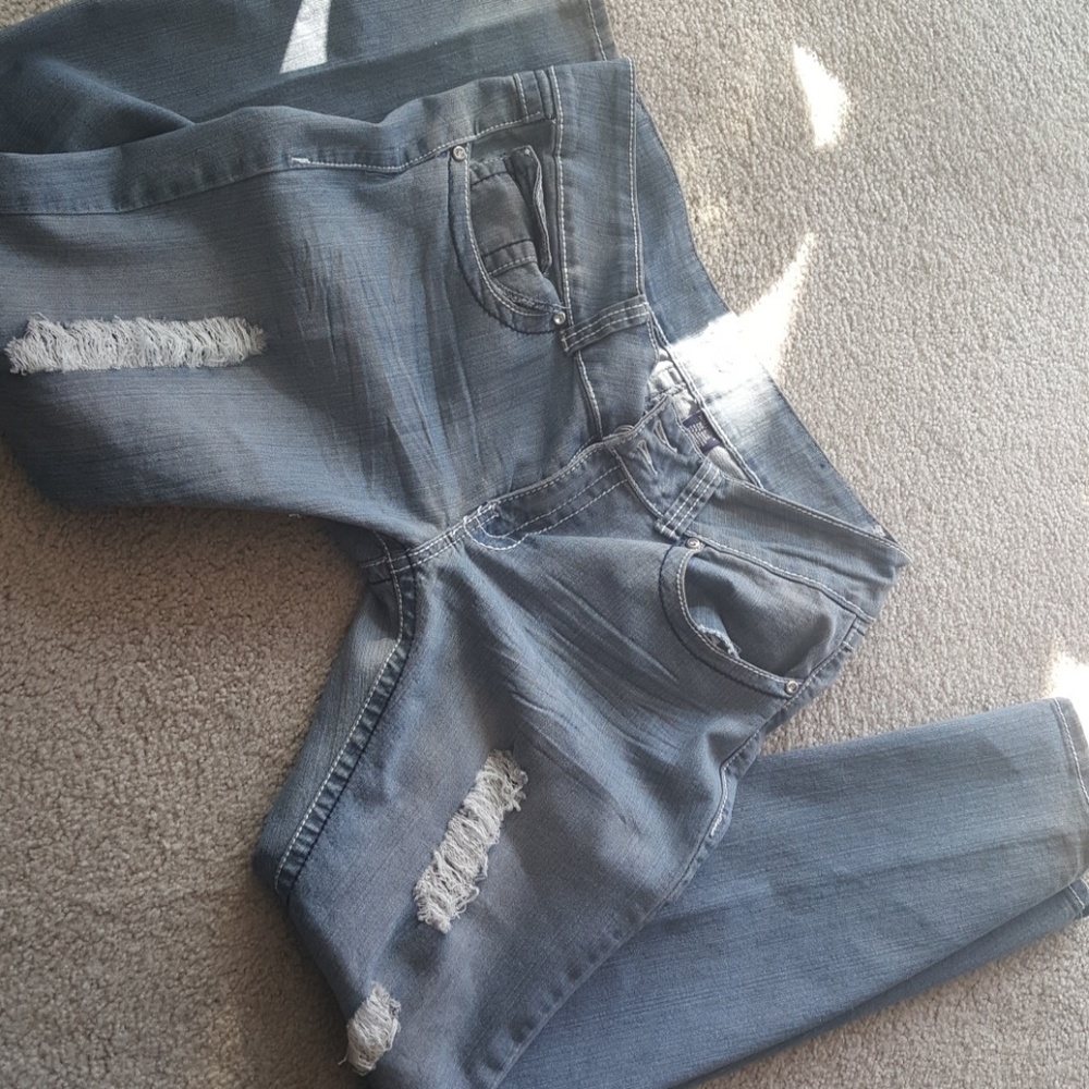 V.I.P. distressed jean